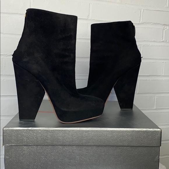 Prada suede heeled booties - Picture 1 of 15